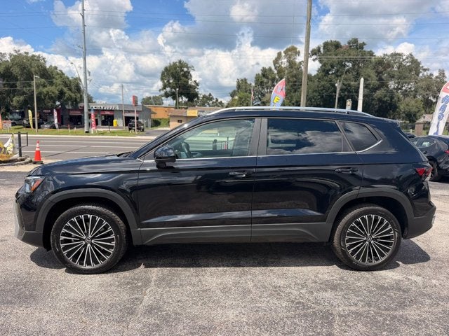 2026 Volkswagen Taos SE