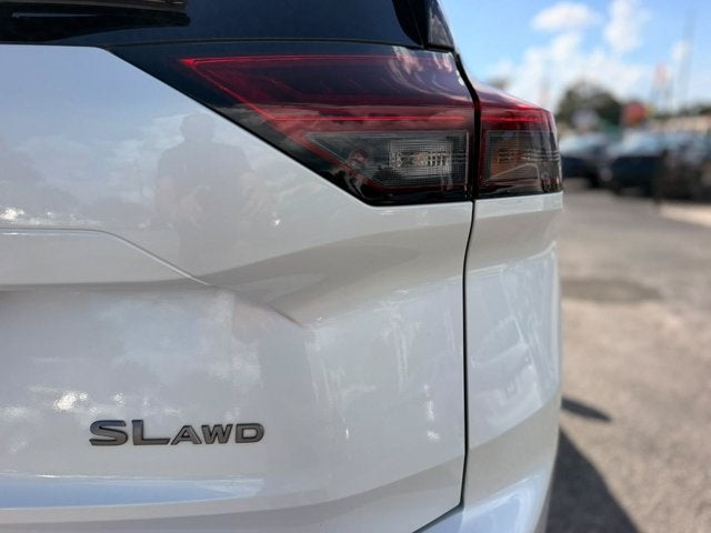 2026 Nissan Rogue SL
