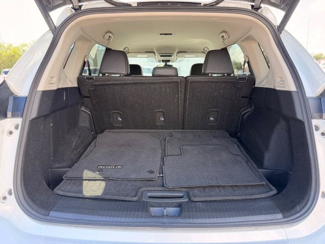 2026 Nissan Rogue SL