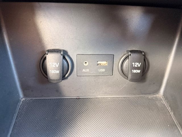 2018 Hyundai Elantra GT 2.0L 6A