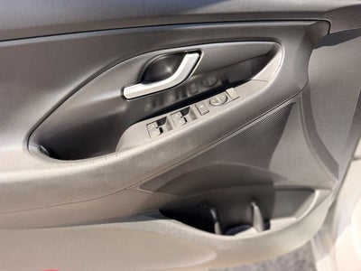 2018 Hyundai Elantra GT 2.0L 6A