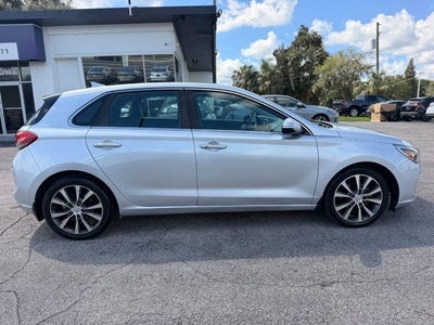 2018 Hyundai Elantra GT 2.0L 6A