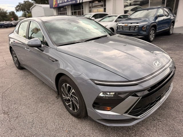 2026 Hyundai Sonata Hybrid Blue