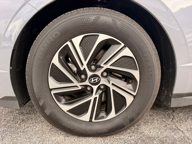 2026 Hyundai Sonata Hybrid Blue