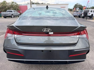 2025 Hyundai Elantra Limited